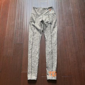 NWT VS PINK workout leggings